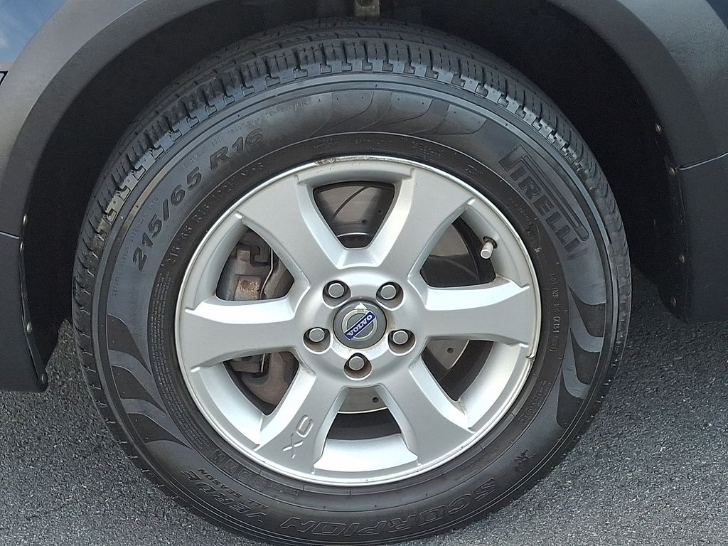 Thumbnail: 2012 Volvo XC70 - 8