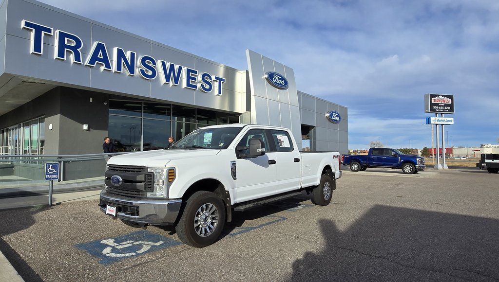 2019 Ford F-350 Super Duty XL Crew Cab 4WD