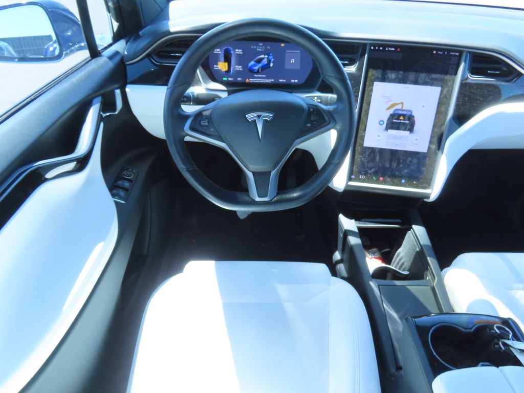Thumbnail: 2018 Tesla Model X - 5