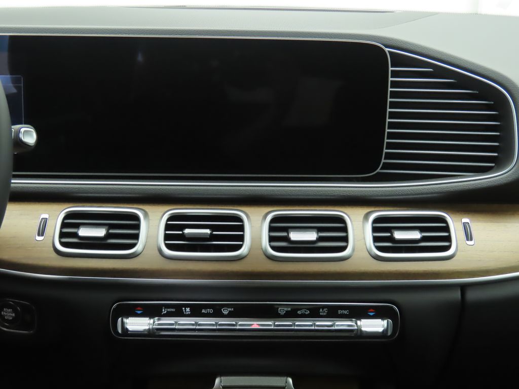 Thumbnail: 2025 Mercedes-Benz GLE - 15