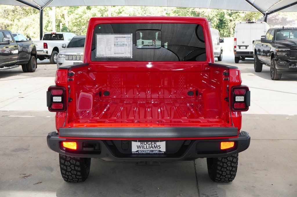 New Car 2025 Jeep Gladiator  Sport For Sale Under $50,000 In Weatherford, Texas
