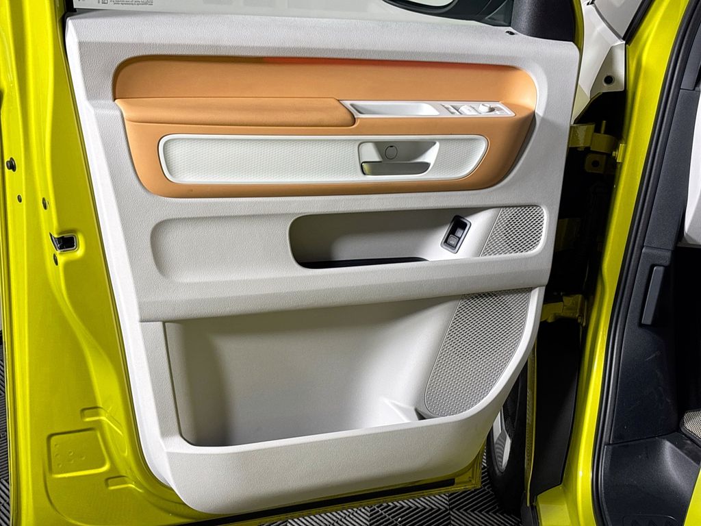 2025 Volkswagen ID. Buzz Pro S Plus