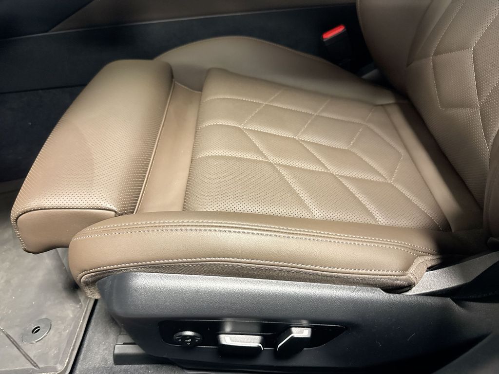 2024 BMW 5 Series 530i xDrive 3