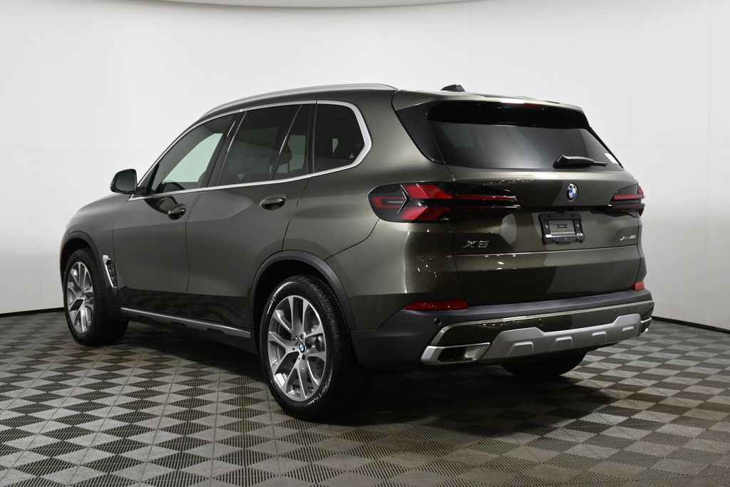 Thumbnail: 2026 BMW X5 - 5