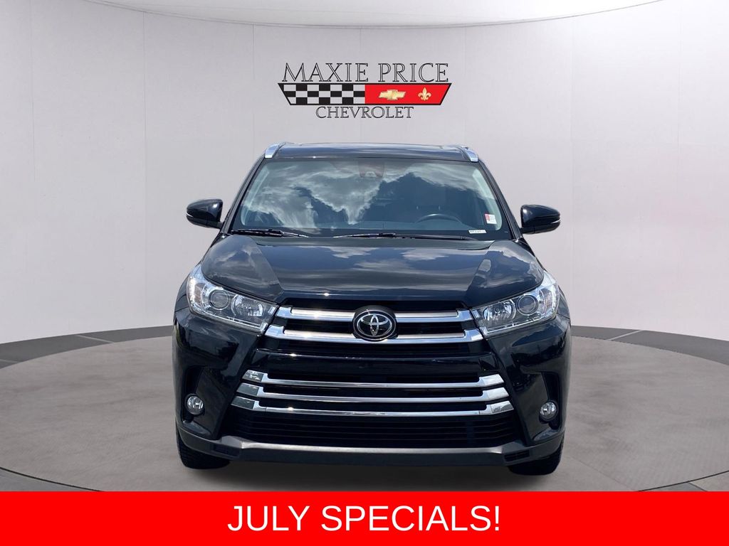 Used 2017 Toyota Highlander SUV