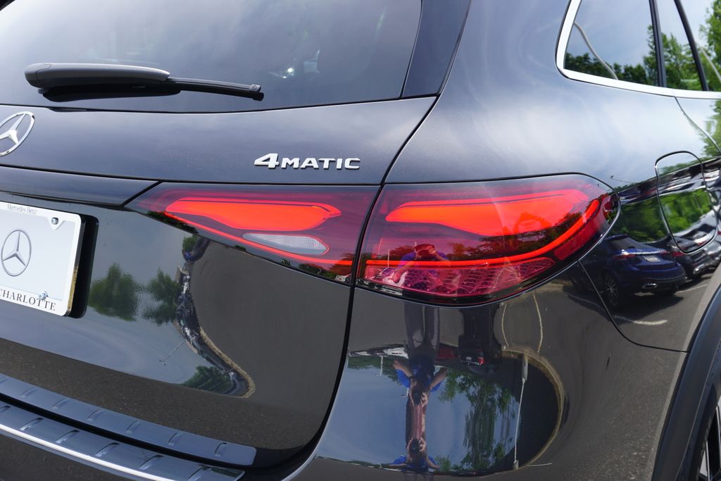 2025 Mercedes-Benz GLC 350 16