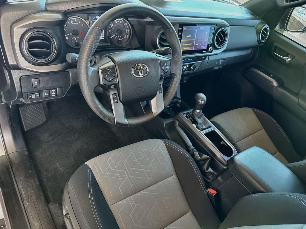 Thumbnail: 2021 Toyota Tacoma - 9