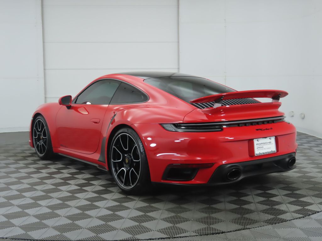 2022 Porsche 911 Turbo S 7