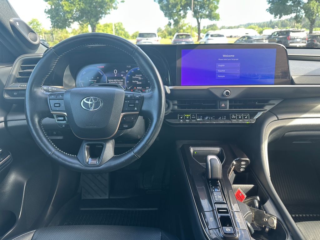 2024 Toyota Crown Platinum