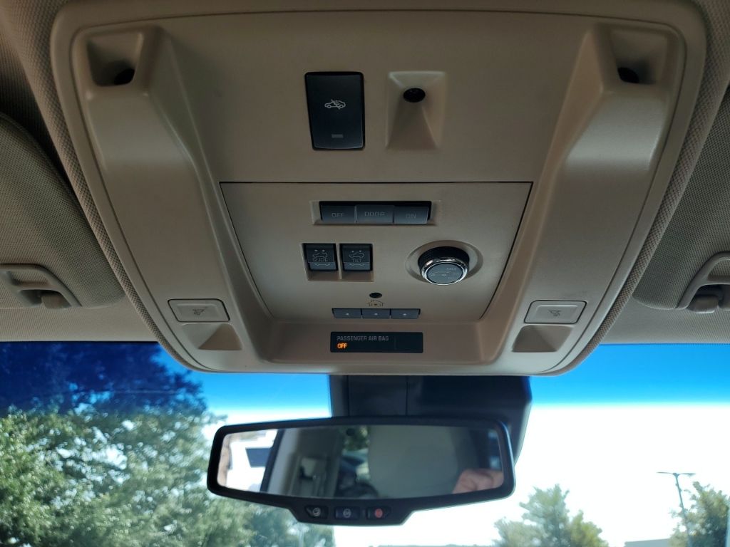 2016 Cadillac Escalade Esv  Utility Luxury Rear Wheel Drive In Austin, Texas