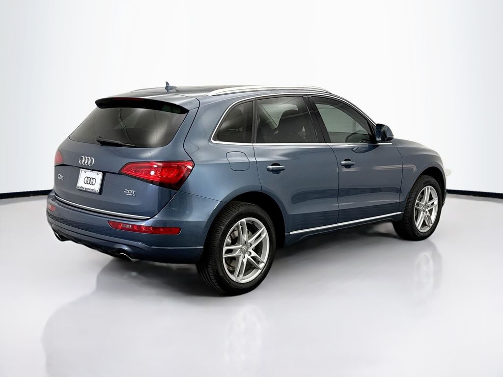 Thumbnail: 2017 Audi Q5 - 5