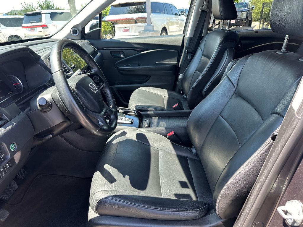 Used Car 2019 Honda Pilot  Touring For Sale Under $25,000 In Austin, Texas