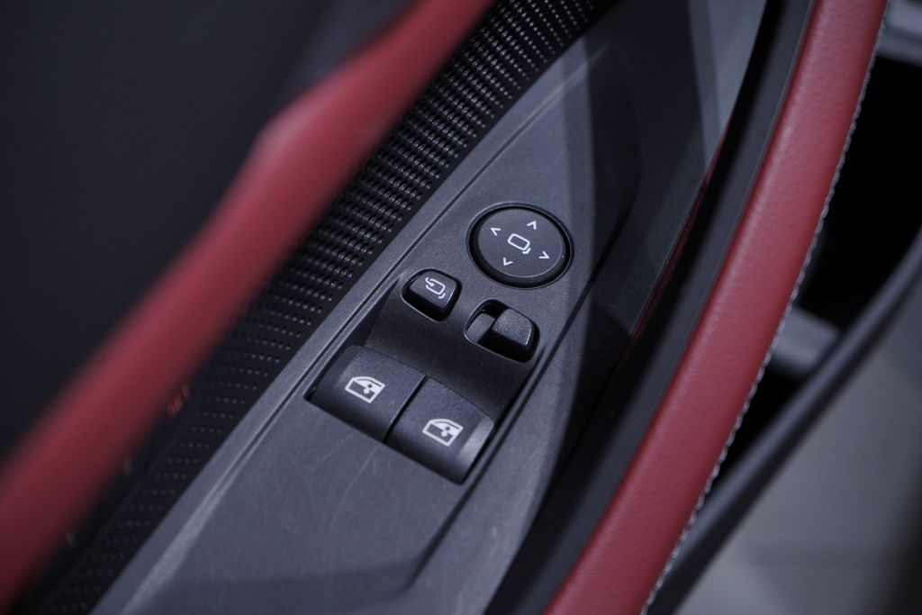 Thumbnail: 2026 BMW 4 Series - 16