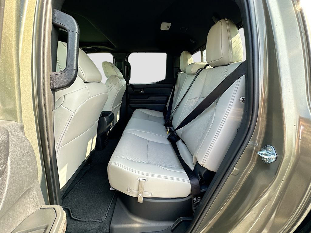 2025 Toyota Tacoma Limited 16