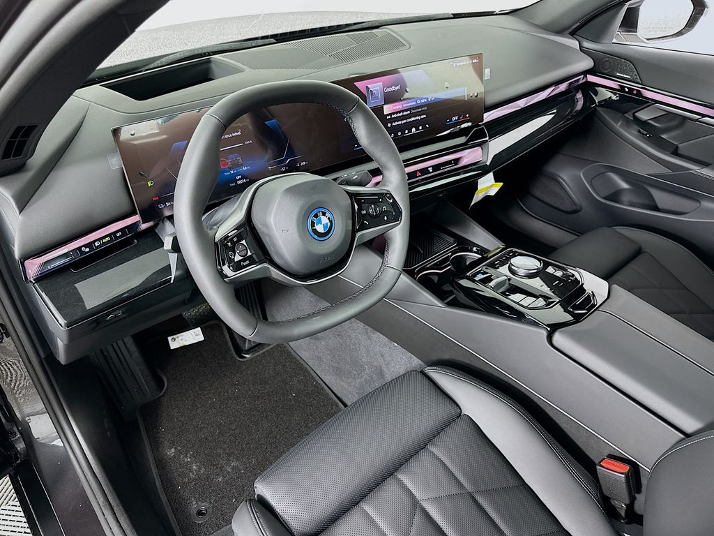 Thumbnail: 2024 BMW i5 - 9