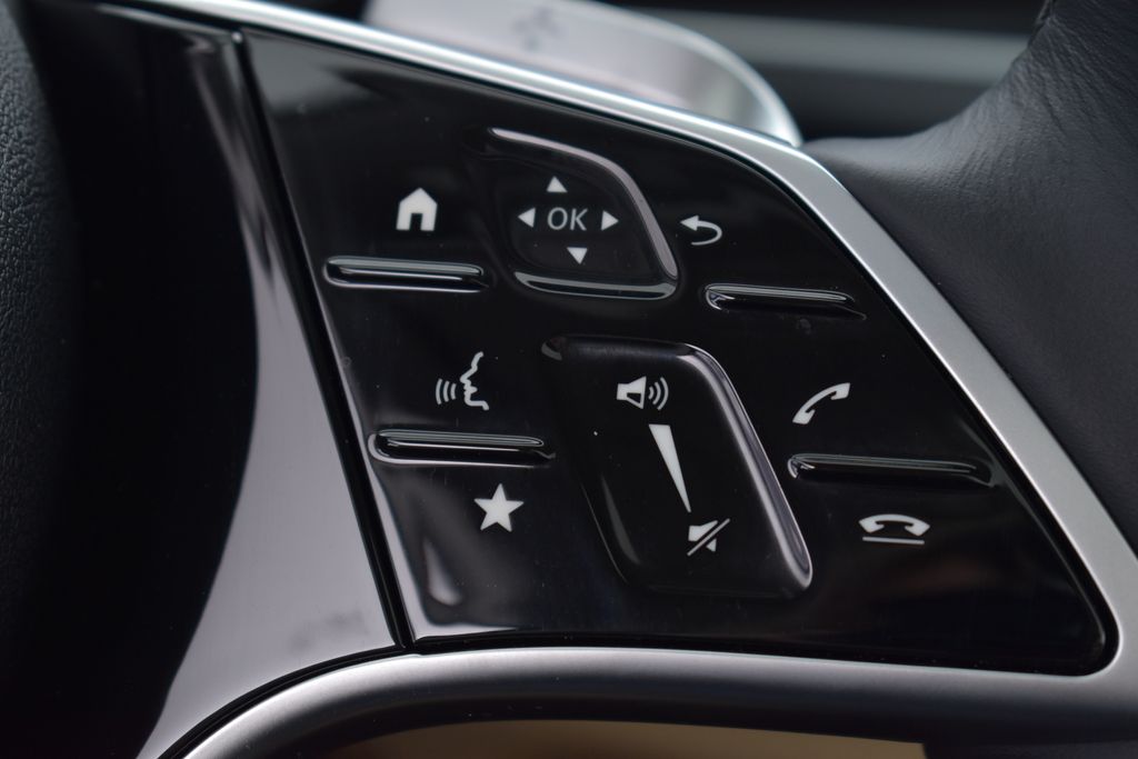 Thumbnail: 2026 Mercedes-Benz GLE - 17