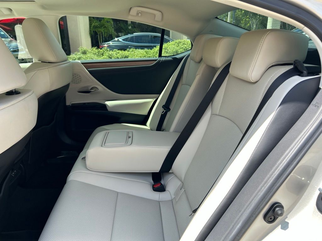 Certified Used 2025 Beige Lexus 350 image 13