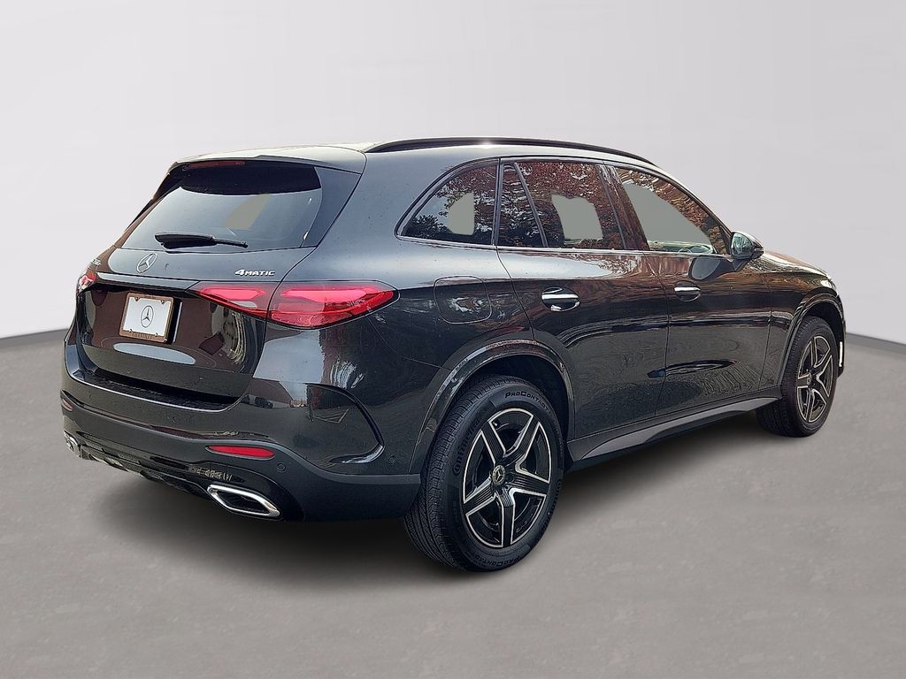 Thumbnail: 2026 Mercedes-Benz GLC - 3