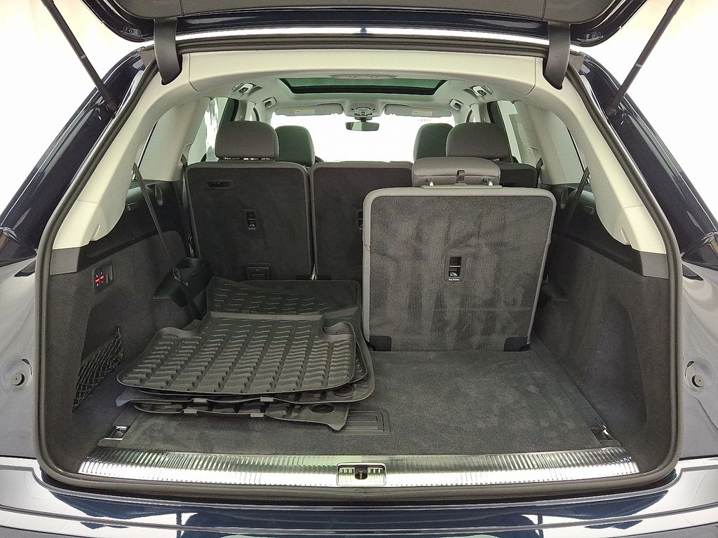 Thumbnail: 2025 Audi Q7 - 28