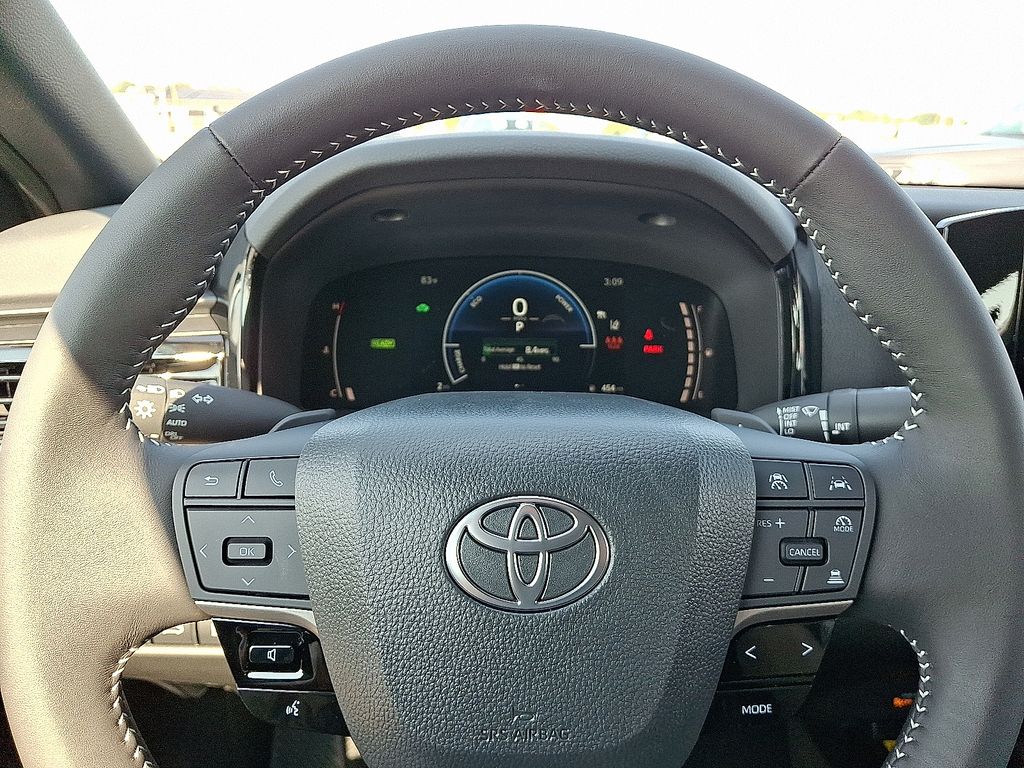 Thumbnail: 2026 Toyota Camry - 11