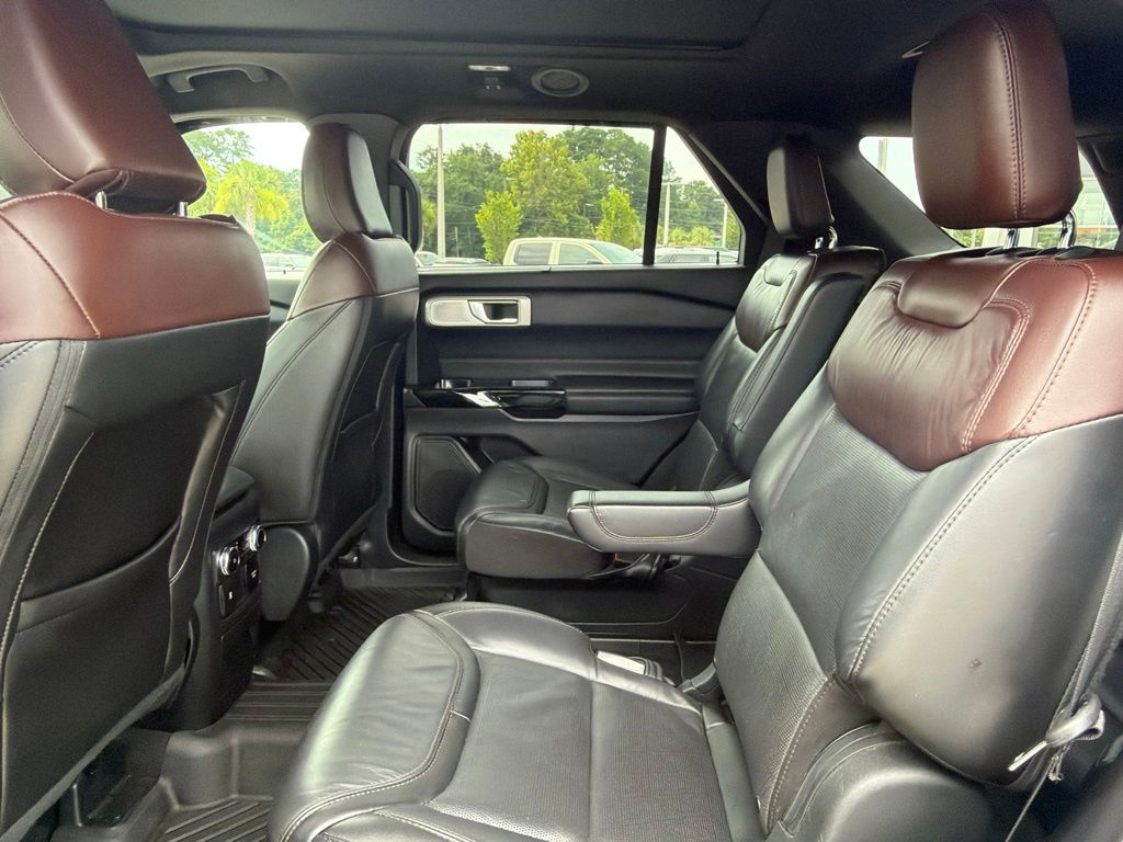 2022 Ford Explorer Platinum