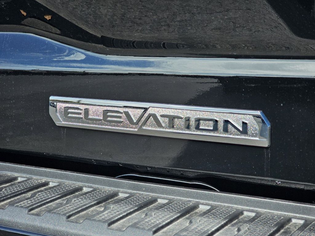 2025 GMC Sierra 1500 Elevation 9