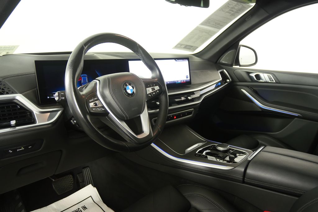 Thumbnail: 2024 BMW X5 - 13