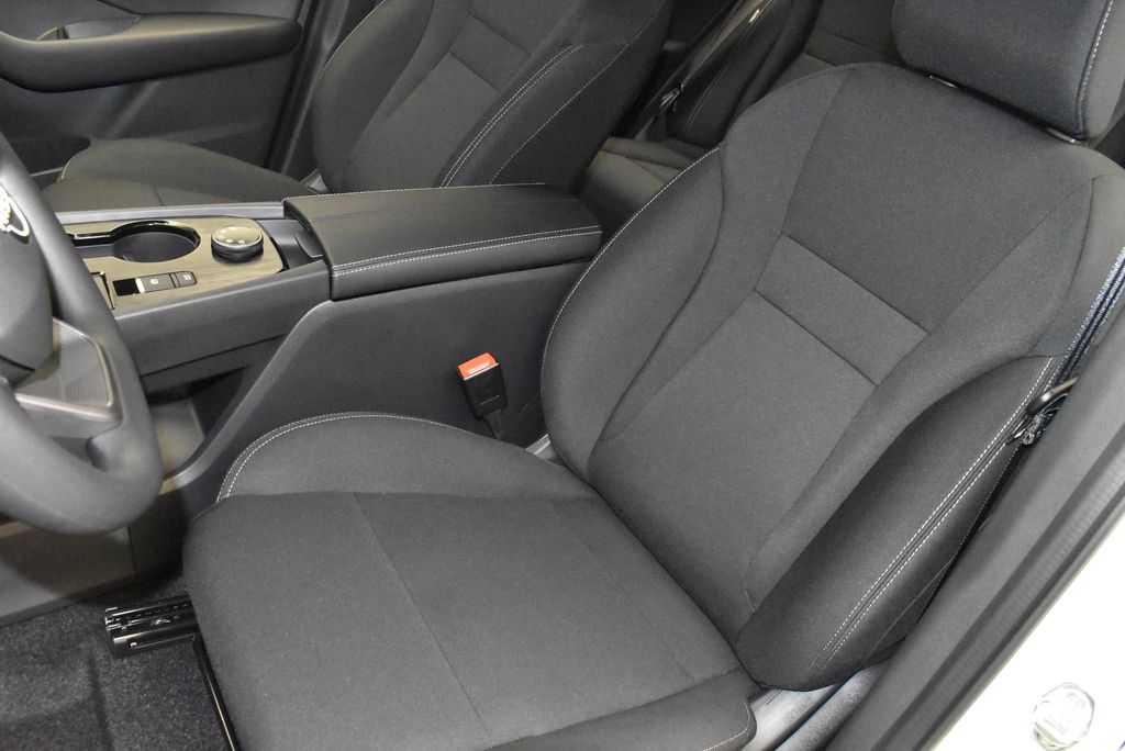 Thumbnail: 2026 Nissan Rogue - 13