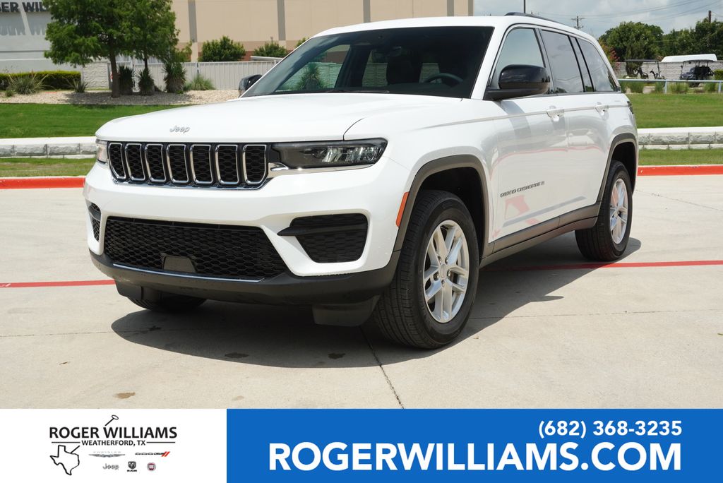 Used Car 2025 Jeep Grand Cherokee  Laredo For Sale Under $35,000 In Weatherford, Texas