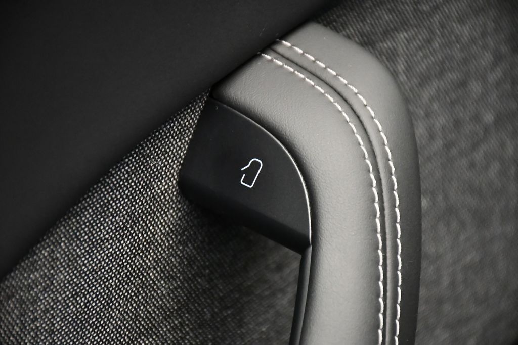 Thumbnail: 2024 Tesla Model X - 26