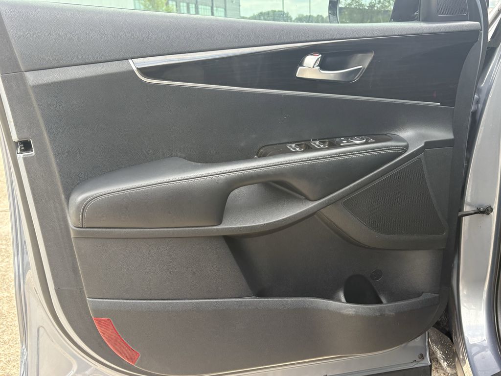 2020 Kia Sorento S Silver at Community Kia