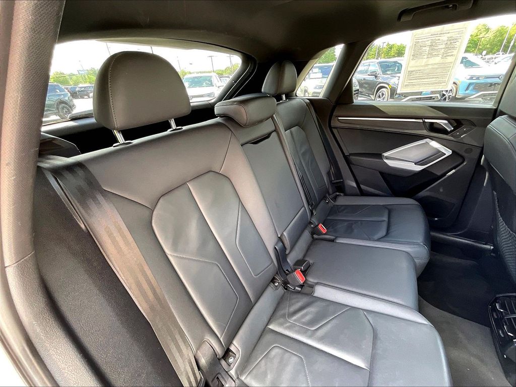 2023 Audi Q3 — photo 15