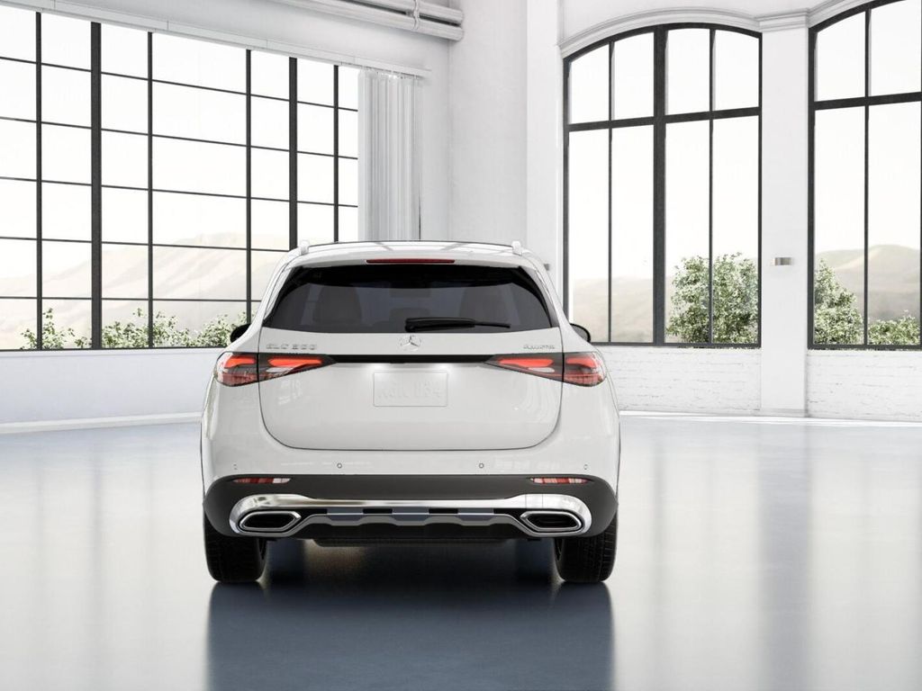 Thumbnail: 2027 Mercedes-Benz GLC - 25