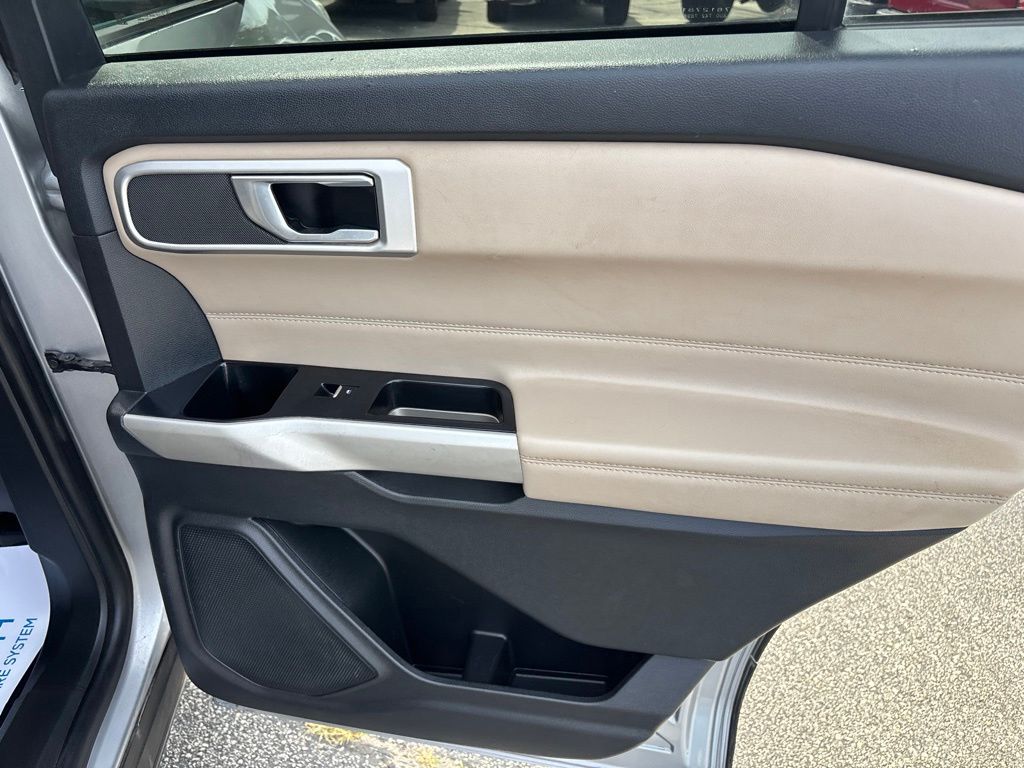 Used 2022 Ford Explorer SUV