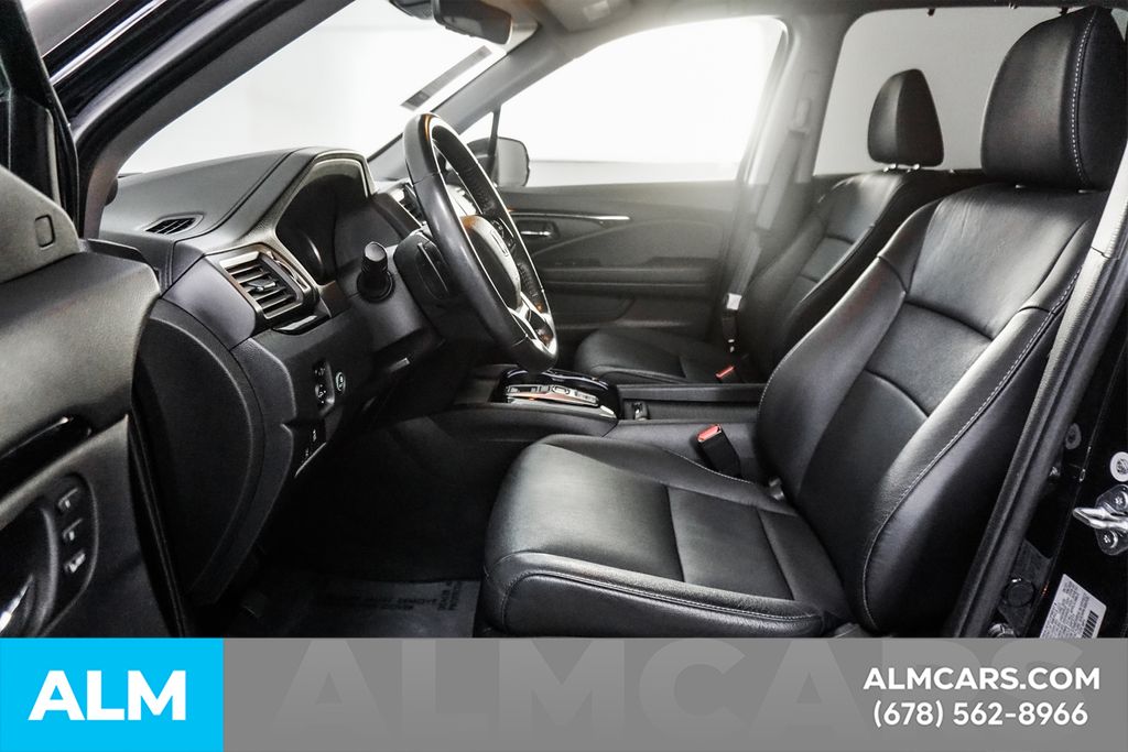 Used 2021 Black Honda Touring image 11