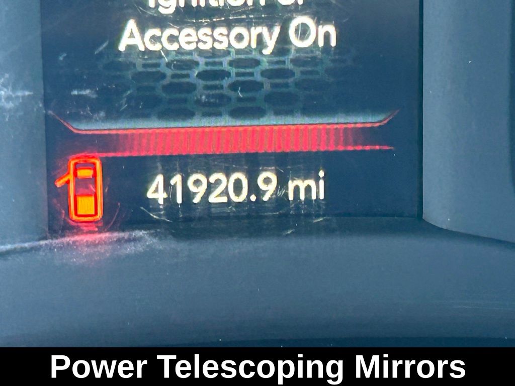 Used 2024 White Ram Big Horn image 20