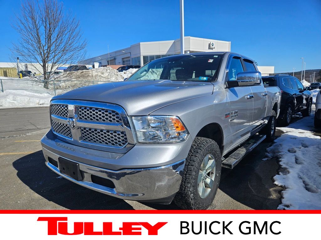 2019 RAM 1500 Classic SLT Crew Cab 4WD