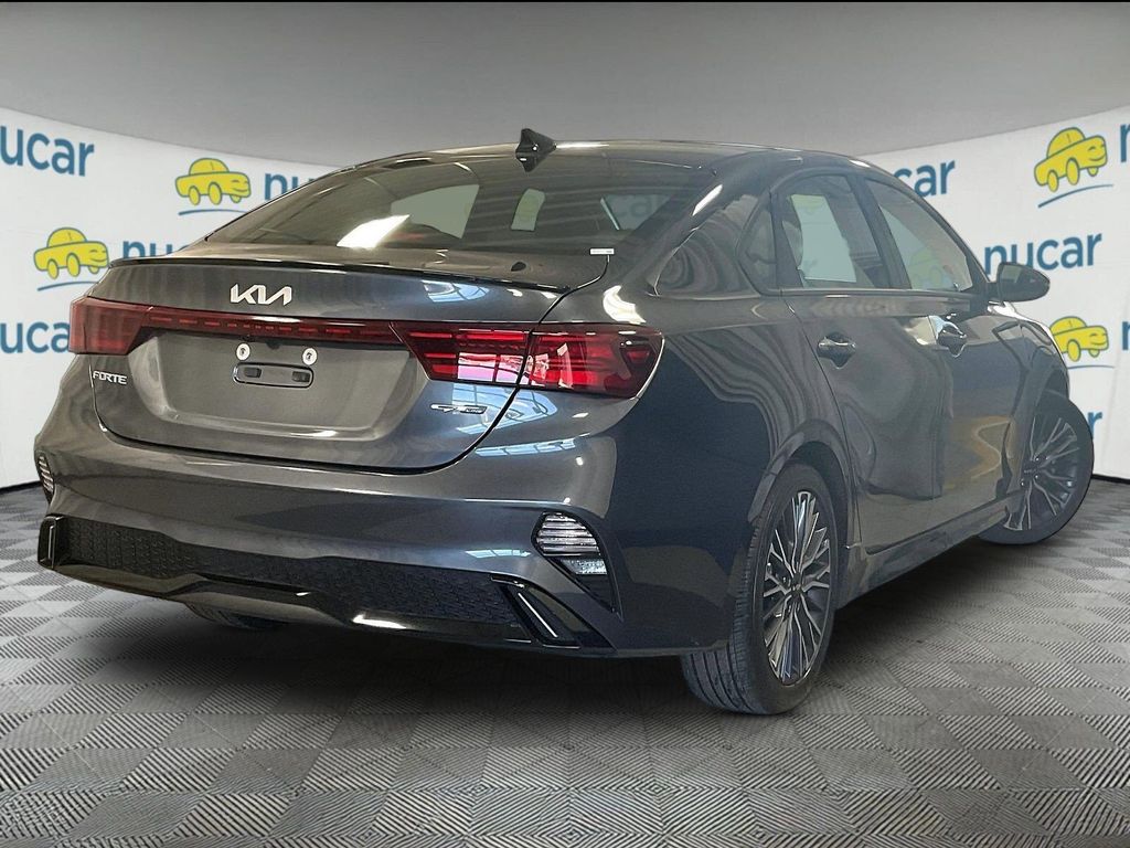 2024 Kia Forte — photo 6