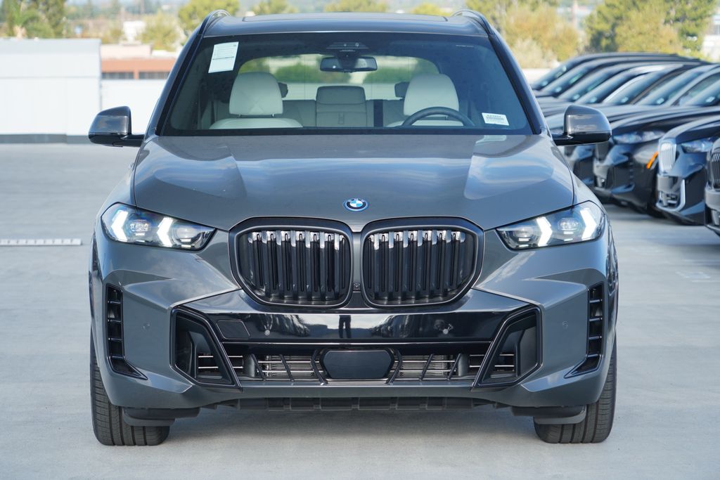 Thumbnail: 2026 BMW X5 - 2