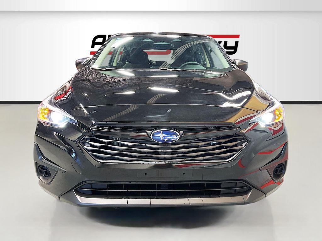 Used 2025 Crystal Black Silica Subaru Base image 2