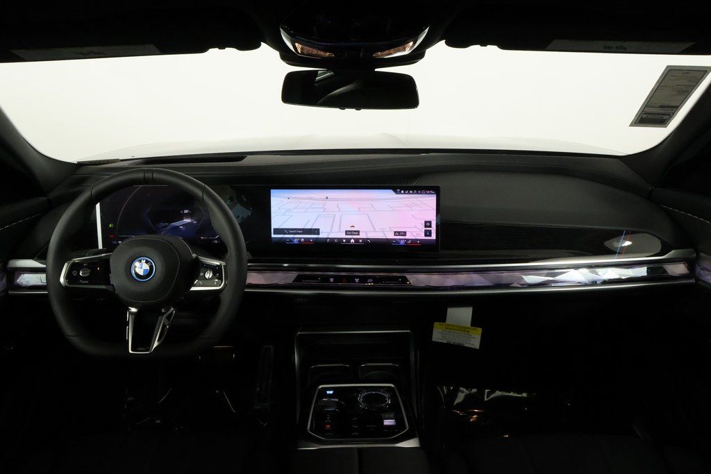 Thumbnail: 2026 BMW i7 - 4