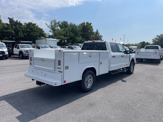 2025 Ford F-350 Chassis XL