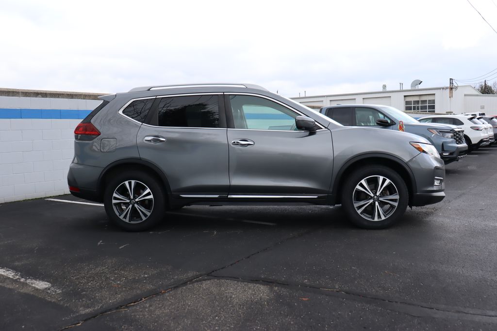 2018 Nissan Rogue SL 6