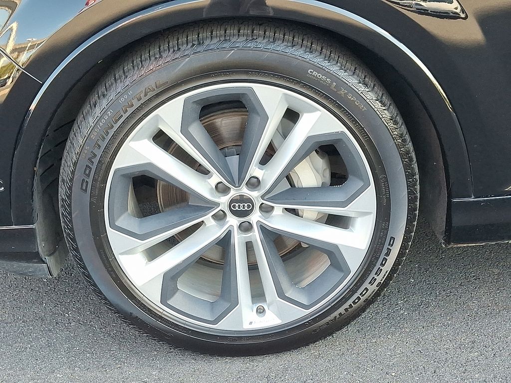 Thumbnail: 2022 Audi Q7 - 8