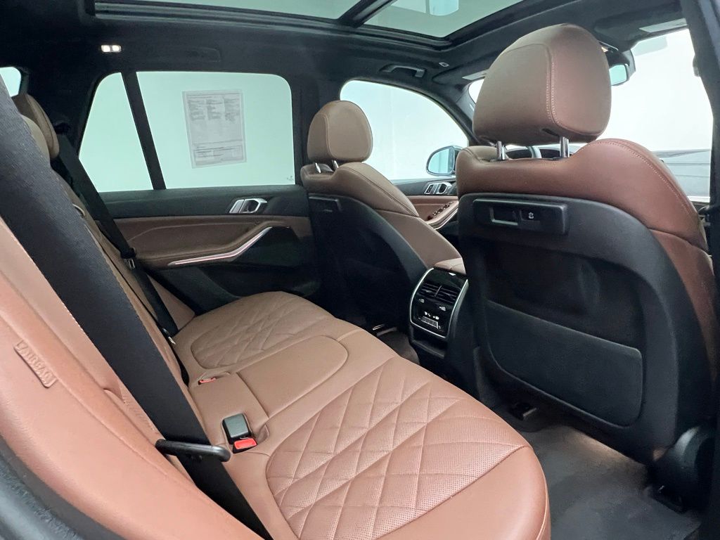 Thumbnail: 2023 BMW X5 - 8