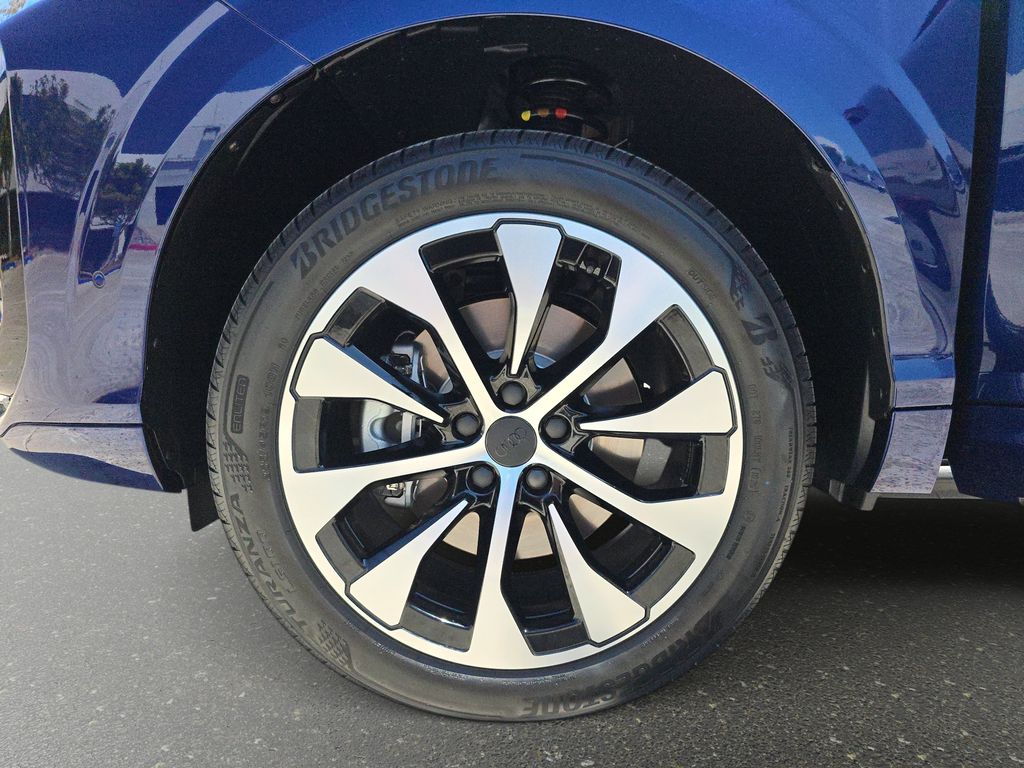 New 2026 Blue Audi S line image 33