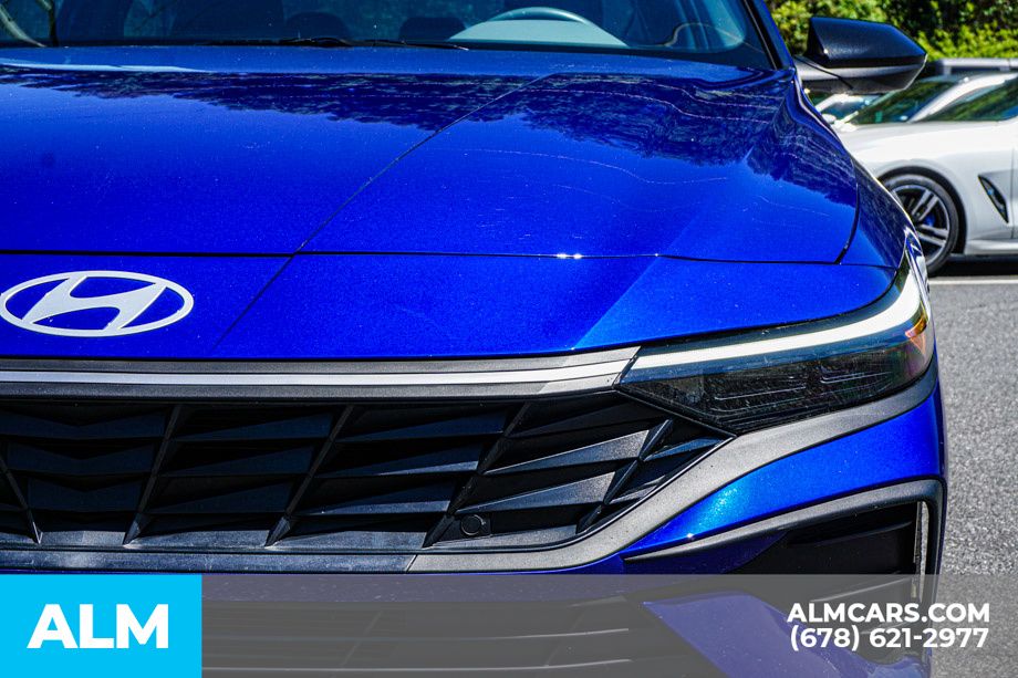 Used 2025 Blue Hyundai SEL Sport image 12