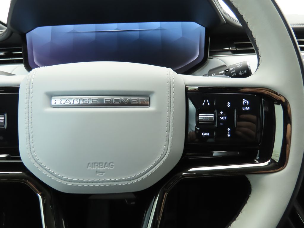 Thumbnail: 2023 Land Rover Range Rover Sport - 12