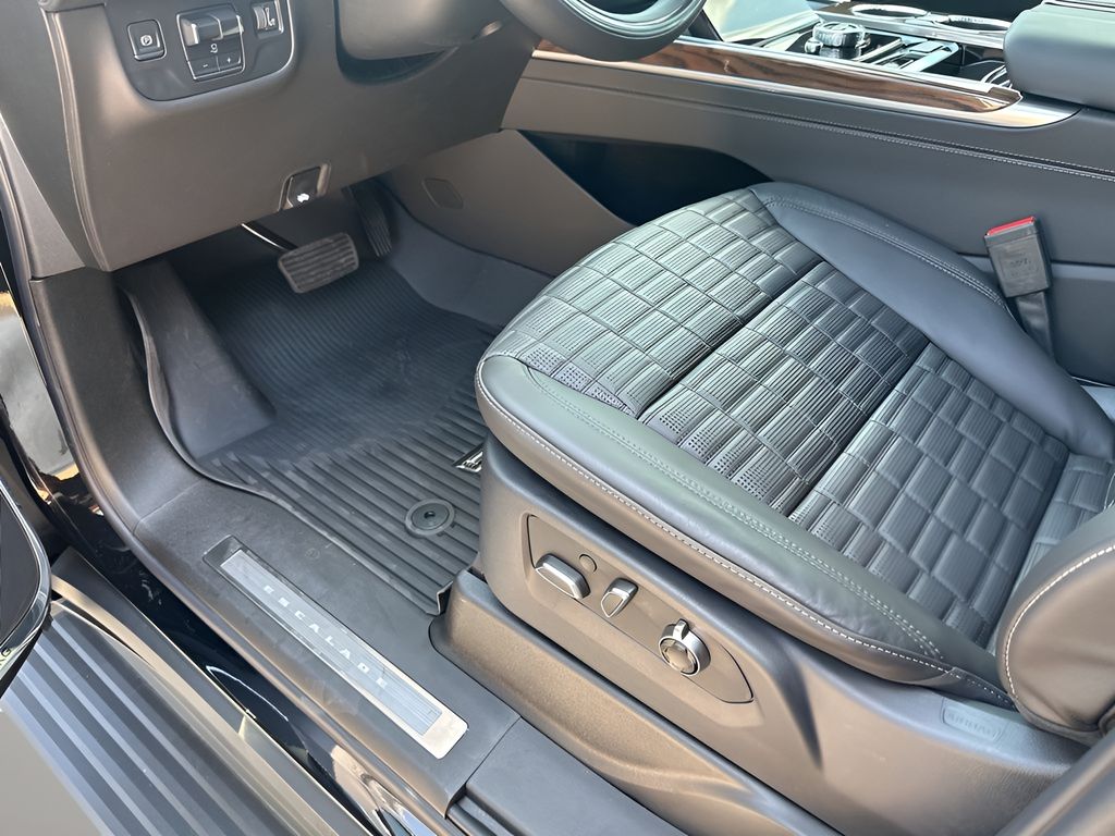 New Car 2025 Cadillac Escalade  Premium Luxury Platinum For Sale In Austin, Texas