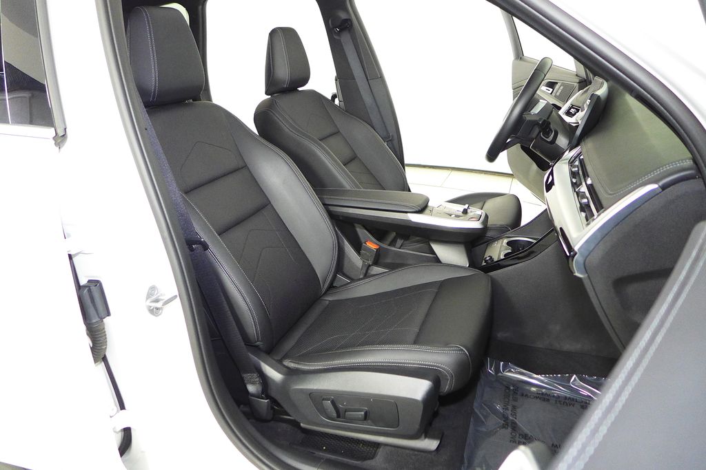 Thumbnail: 2023 BMW X1 - 19